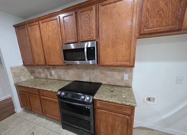 5529 Big River Drive, The Colony, TX 75056