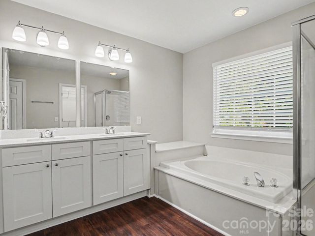 5142 Bentgrass Run Drive, Charlotte, NC 28269