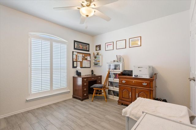 2801 Samson Drive, Waco, TX 76655