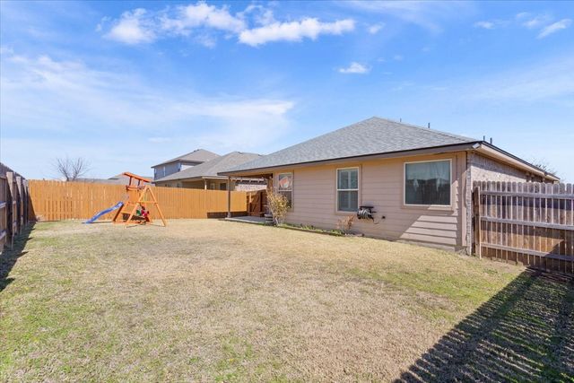 2801 Samson Drive, Waco, TX 76655