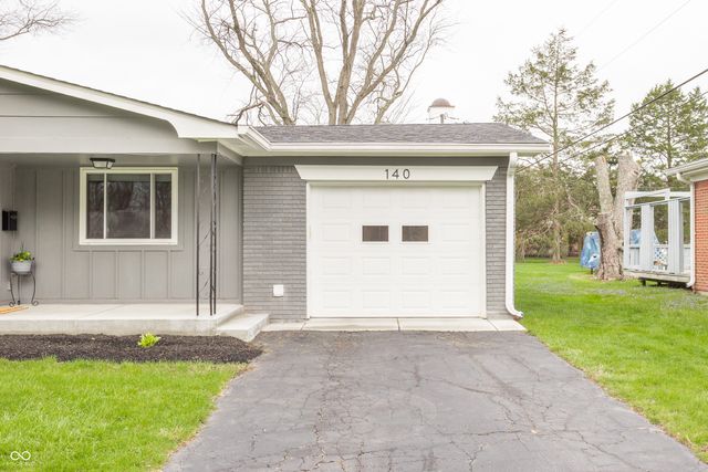 140 N 9th Street, Zionsville, IN 46077