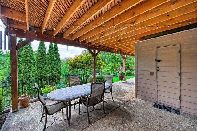 8511 Ivy Trails Drive, Anderson Twp, OH 45244