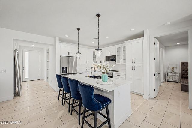 15981 S STEVENS Place, Arizona City, AZ 85123