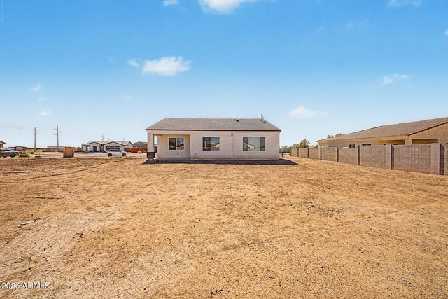 15981 S STEVENS Place, Arizona City, AZ 85123
