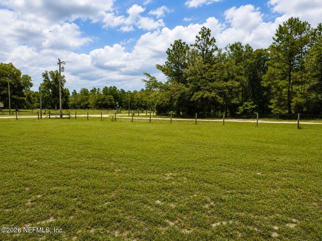 107 GREEN OAK Drive, Melrose, FL 32666