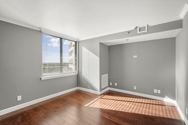 3525 Sage Road 801, Houston, TX 77056