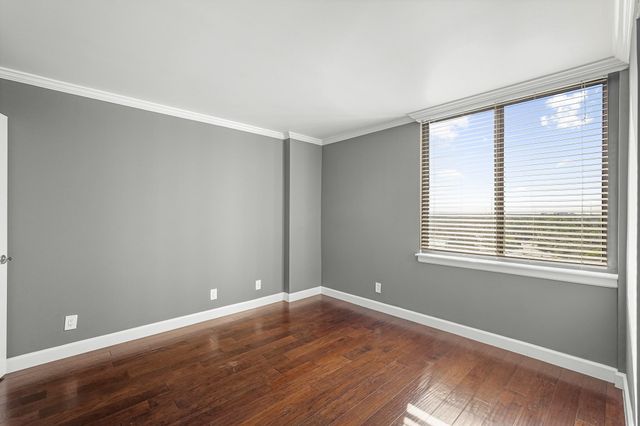 3525 Sage Road 801, Houston, TX 77056