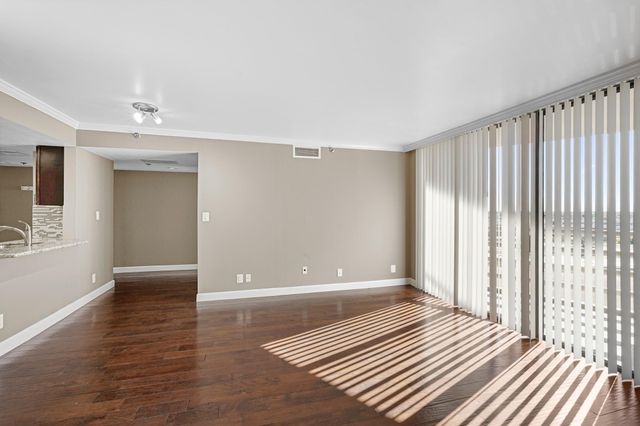 3525 Sage Road 801, Houston, TX 77056