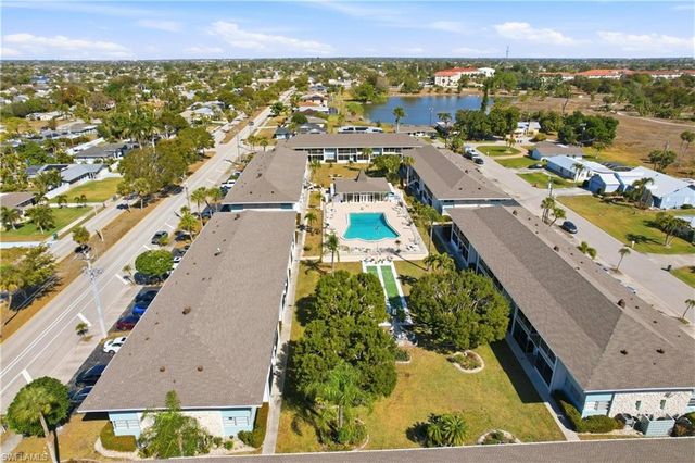 403 SE 43rd TER 9, Cape Coral, FL 33904