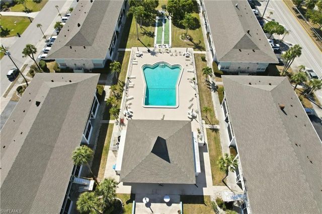 403 SE 43rd TER 9, Cape Coral, FL 33904