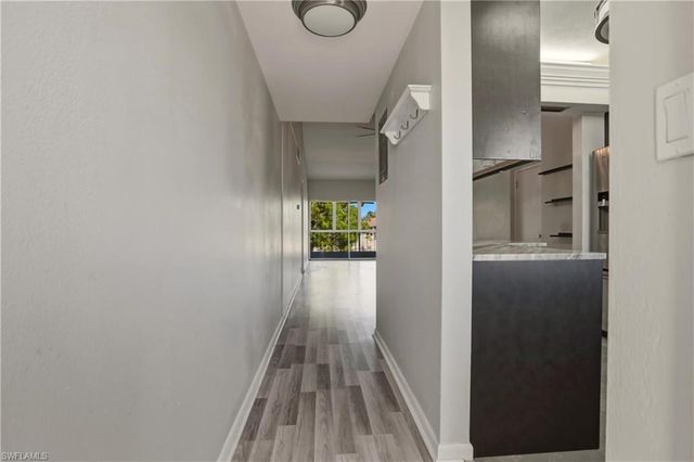 403 SE 43rd TER 9, Cape Coral, FL 33904