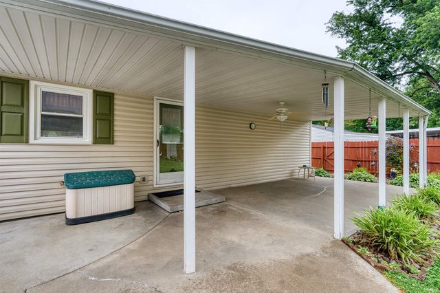 1605 S Shelby Avenue, Evansville, IN 47714