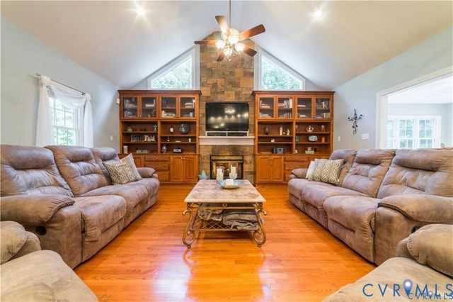 13501 Blue Heron Cir, Chesterfield, VA 23838