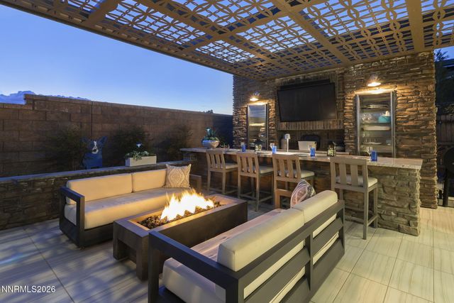9307 Sky Dune Way, Reno, NV 89521