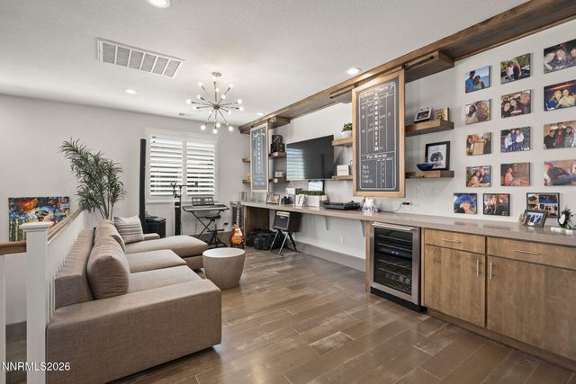 9307 Sky Dune Way, Reno, NV 89521