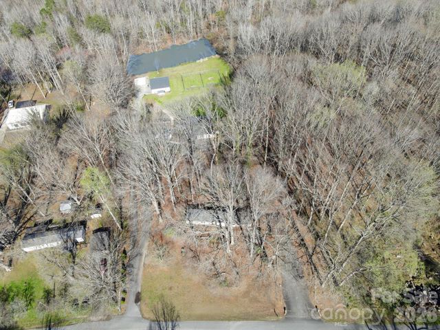 6562 Emerald Isle Drive, Sherrills Ford, NC 28673