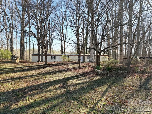 6562 Emerald Isle Drive, Sherrills Ford, NC 28673