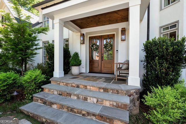 300 Chesterton Circle, Duluth, GA 30097