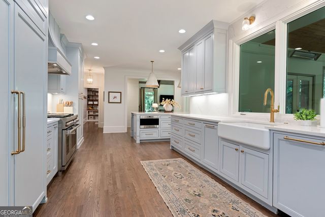 300 Chesterton Circle, Duluth, GA 30097