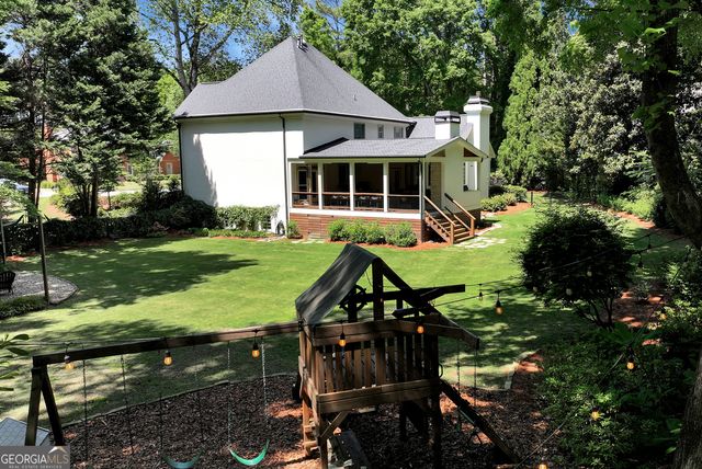 300 Chesterton Circle, Duluth, GA 30097