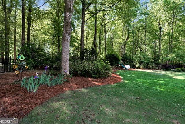 300 Chesterton Circle, Duluth, GA 30097