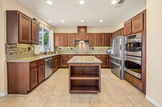 5168 Bay Crest Lane, San Diego, CA 92154
