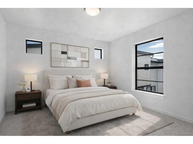 2060 S Holly St 3, Denver, CO 80222