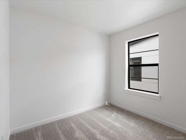 2060 S Holly St 3, Denver, CO 80222