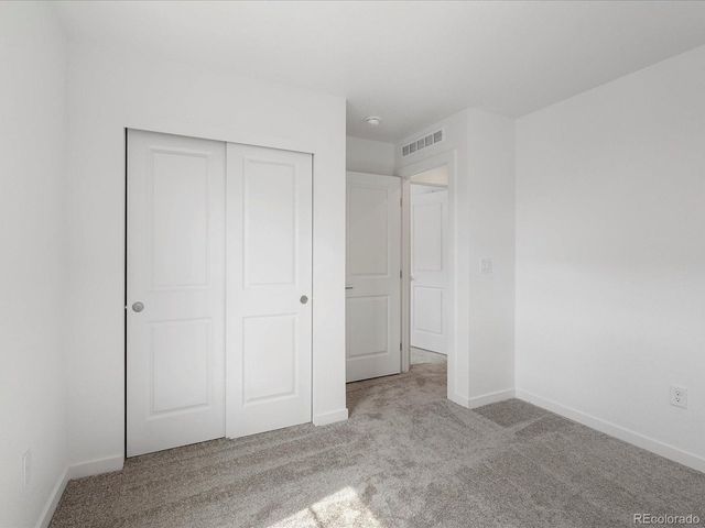 2060 S Holly St 3, Denver, CO 80222