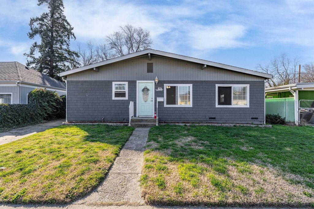 624 S Ivy Street, Medford, OR 97501