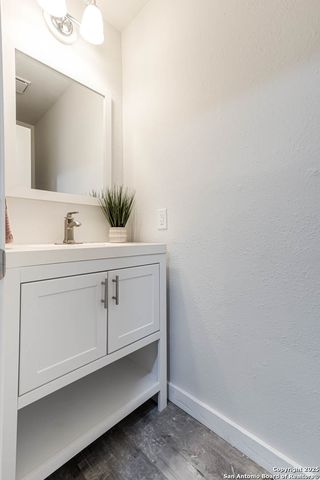 627 Mauze, San Antonio, TX 78216