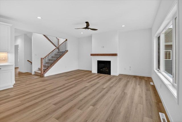 5613 Glorious Drive, Madison, WI 53718