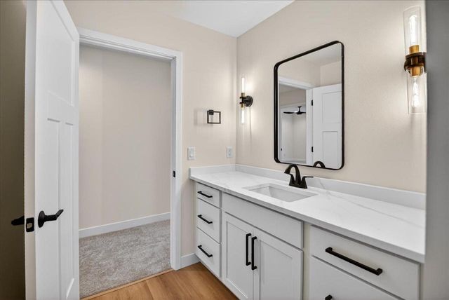 5613 Glorious Drive, Madison, WI 53718