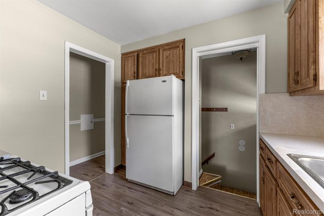 3434 VASSAR Street, Dearborn, MI 48124