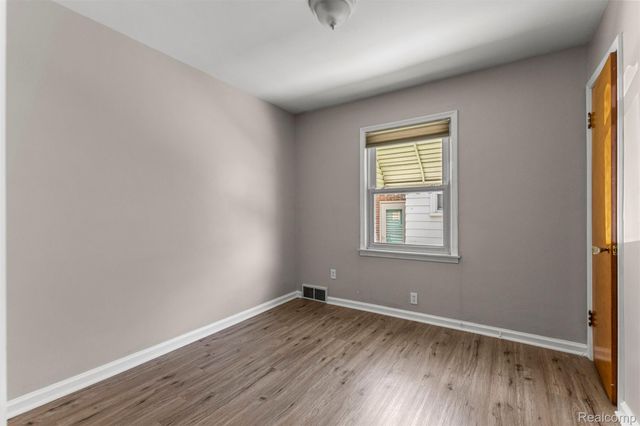 3434 VASSAR Street, Dearborn, MI 48124