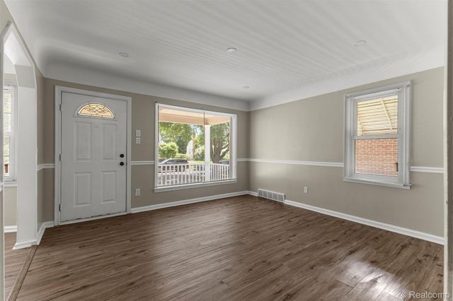 3434 VASSAR Street, Dearborn, MI 48124