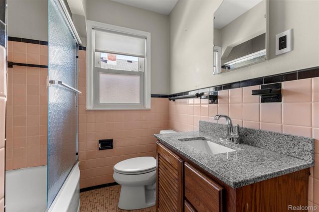 3434 VASSAR Street, Dearborn, MI 48124