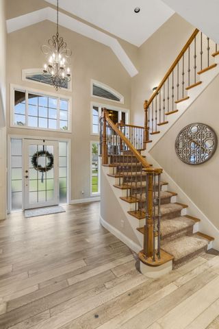 2421 Candlebark Lane, Lebanon, MO 65536