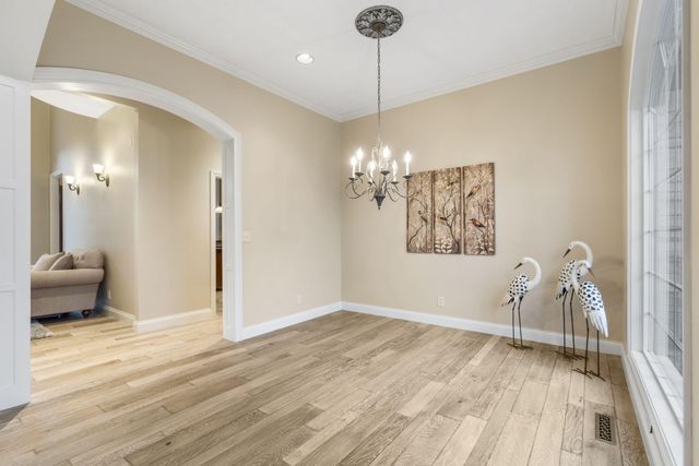 2421 Candlebark Lane, Lebanon, MO 65536