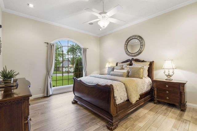 2421 Candlebark Lane, Lebanon, MO 65536