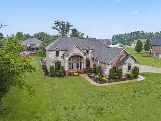 2421 Candlebark Lane, Lebanon, MO 65536