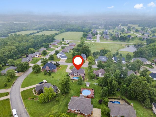 2421 Candlebark Lane, Lebanon, MO 65536