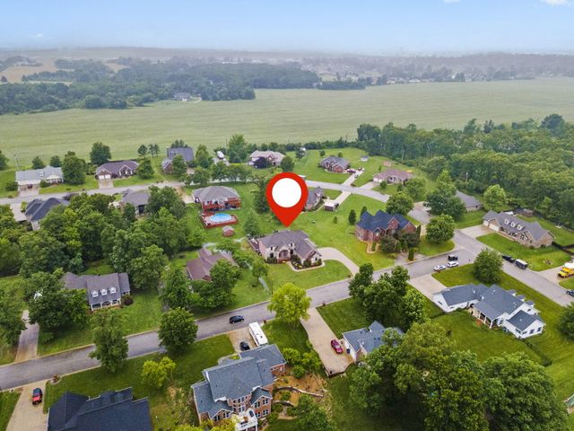 2421 Candlebark Lane, Lebanon, MO 65536