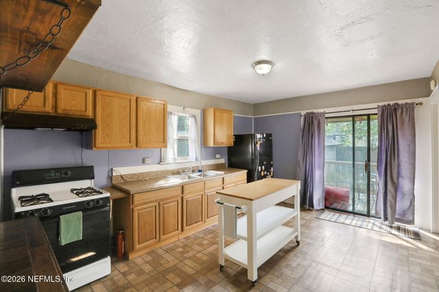 2048 REDWING Street, Jacksonville, FL 32206