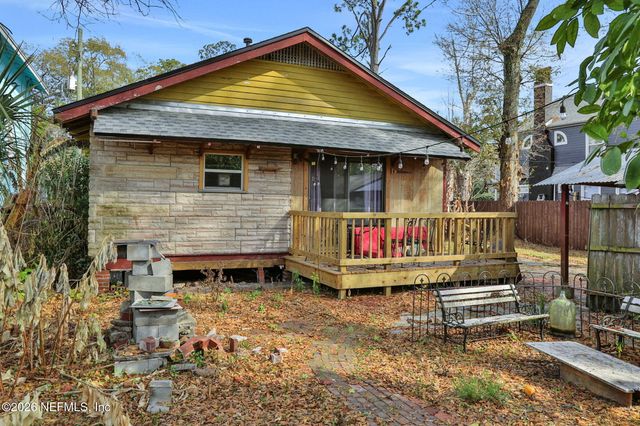 2048 REDWING Street, Jacksonville, FL 32206