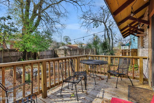 2048 REDWING Street, Jacksonville, FL 32206