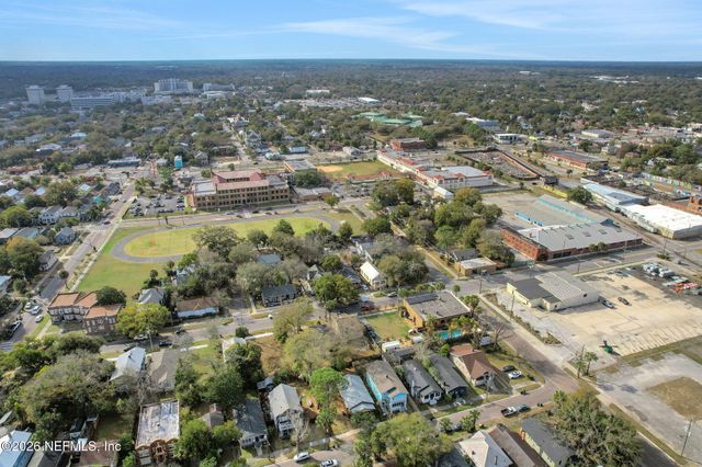 2048 REDWING Street, Jacksonville, FL 32206