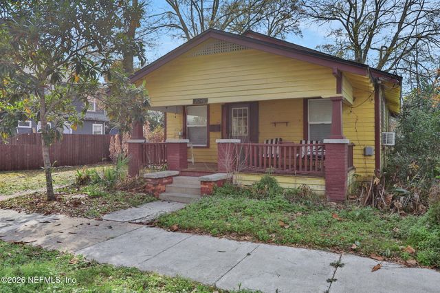 2048 REDWING Street, Jacksonville, FL 32206