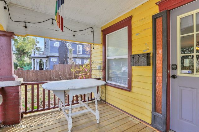 2048 REDWING Street, Jacksonville, FL 32206