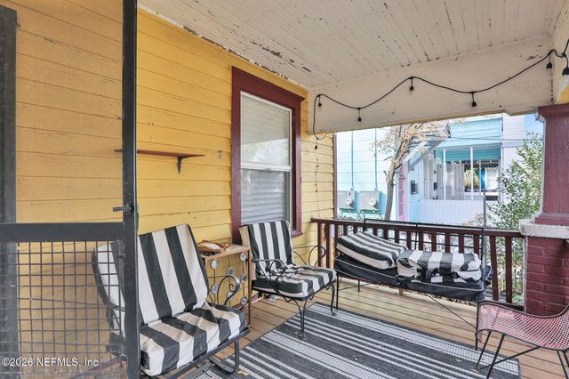 2048 REDWING Street, Jacksonville, FL 32206